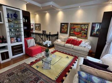 Casa · 135m² · 4 Quartos · Casa para locação com 135m², 4 dormitórios sendo 1 suíte, 2 banheiros e 1 vaga.