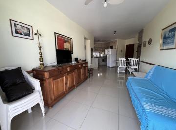 Apartamento · 70m² · 2 Quartos · 1 Vaga · Apartamento em Canasvieiras  À VENDA. 100 metros do Mar!