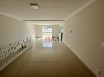 Casa · 400m² · 3 Quartos · 3 Vagas · Sobrado Residencial 400m² com 3 quartos, 3 suítes e 3 vagas à Venda na Vila Guilherme
