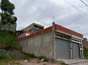 Comercial · 230m² · GALPÃO À VENDA COM RENDA