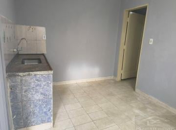 Casa · 40m² · CASA EM VILA PARA LOCACAO DE DOIS COMODOS
