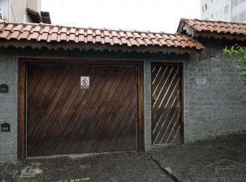 Casa · 220m² · 2 Quartos · 3 Vagas · CASA TÉRREA AMPLA COM 480m² ESPAÇO, CONFORTO E LOCALIZAÇÃO ESTRATÉGICA