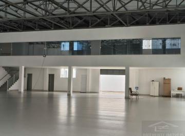 Comercial · 824m² · 8 Vagas · Galpão Locação 824 m²