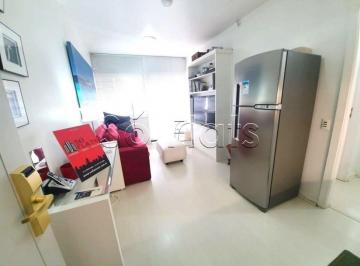 Apartamento · 36m² · 1 Quarto · 1 Vaga · Flat para locação totalmente reformado no Itaim Bibi, próximo da Av. JK linda vista para o bairro.