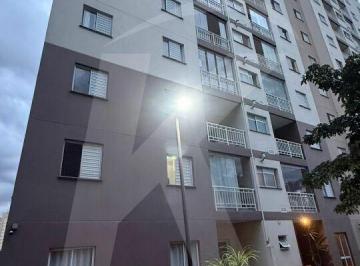 Apartamento · 68m² · 3 Quartos · 1 Vaga · Apartamento com 3 dormitórios, sendo 1 suíte, varanda e 1 vaga de garagem na Vila Amália