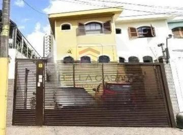 Casa · 203m² · 3 Quartos · 4 Vagas · Sobrado à venda na Mooca-203m2- 3 dormitórios- 1 suíte- 4 vagas de garagem