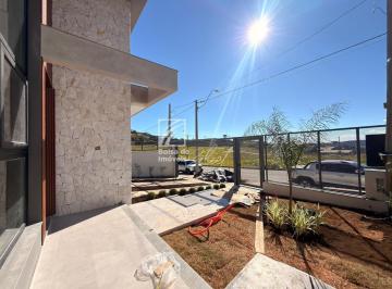 Casa · 213m² · 3 Quartos · Casa à venda - em Nossa Senhora da Saúde