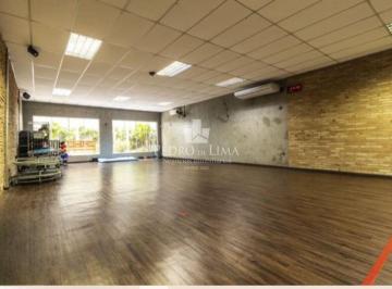 Comercial · 2400m² · 8 Vagas · Galpão de 2400 m² no Tatuapé!