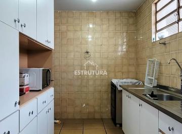 Casa · 258m² · 3 Quartos · 4 Vagas · Casa para venda em Centro de 258.00m² com 3 Quartos, 1 Suite e 4 Garagens
