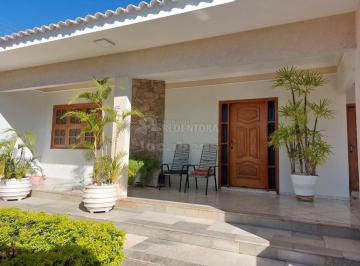 Casa · 309m² · 3 Quartos · 4 Vagas · Casa à Venda No bairro Santos Dumont