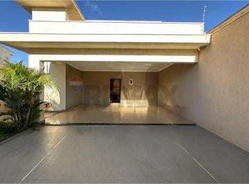 Casa · 205m² · 3 Quartos · 4 Vagas · Casa com 3 suítes e closet
