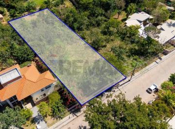 Terreno · 1030m² · EXCELENTE LOTE no CONDOMÍNIO VERDE de 1.030m² escriturado, em ótima localização.