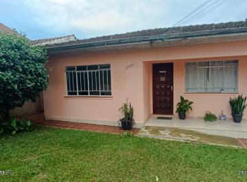 Comercial de 4 quartos, São José dos Pinhais · Casa alugo p/ uso comercial