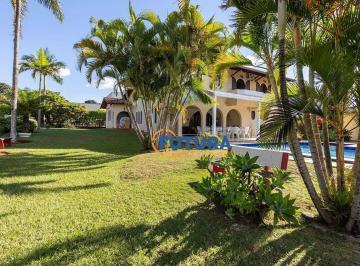 61a129a665fc782345f5fd071ed19203a8f4a833 · Casa com 600M2, Ponta de quadra, lote 3500M2, Lago Norte