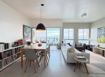 b6b48b9b59c358e8ddac3eb5f7d65d2d535d2202 · Apartamento no Guarujá Praia das Pitangueiras | Mar Imóveis Prime