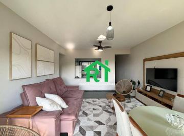 Sala · Apartamento com 3 quartos (1 suíte), 1 vaga e lazer à venda no Tombo, Guarujá