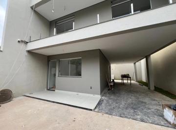 Casa · 97m² · 3 Quartos · 3 Vagas · CASA GEMINADA INDIVIDUAL NO BAIRRO XANGRILA COM 03 DORMITÓRIO