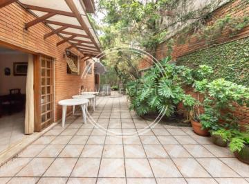 1 · Casa com 254 m², 4 quartos sendo 2 suítes à venda no bairro Vila Madalena.