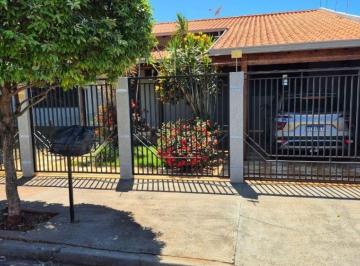 Casa · 430m² · 4 Quartos · 3 Vagas · LOCAÇÃO | Casa, com 4 dormitórios em Champagnat, Londrina