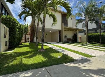 Casa · 288m² · 3 Quartos · 2 Vagas · Casa Padrão em CAMAÇARI