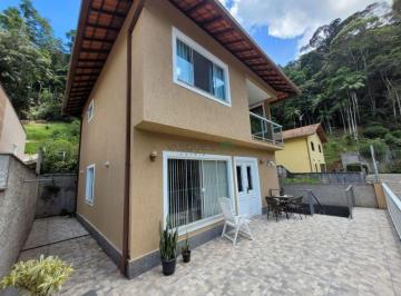 l2vw7qe2owziowy2ywuxndq5_md · Casa à Venda em Quebra Frascos, Teresópolis - RJ