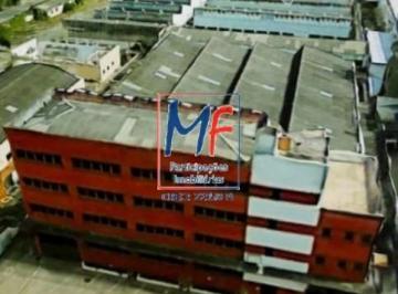 Comercial · 3196m² · Galpão para Venda e Locação na Lapa com 3.196 m² de a.c., 2.820 m² de área de terreno, testada 40 m,