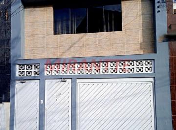 e05956233b6702d13a374768b00498d7.jpg · Sobrado de 189m² com 7 quartos