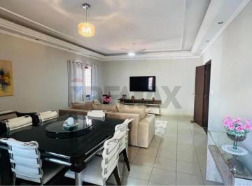 Casa · 327m² · 4 Quartos · 3 Vagas · Encontre Sua Casa Perfeita em Mairiporã!