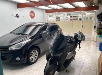 Agradável casa semi-geminada no Jardim Colombo, localizada numa rua tranquila e  · Casa com 2 quartos à venda em Jardim colombo - SP