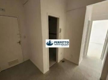 ae7d565f8397701a9b3daa1fab8aaf2ca6b0340d · Vende  - Oportunidade na Lapa, Apartamento em andar alto de saleta e quarto - 269 mil
