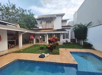 Casa de 4 quartos, Rio Claro · Sobrado com Piscina, Espaços Amplos e Vista Encantadora na Suíte