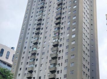 Apartamento de 2 quartos, Curitiba · Andar alto, próximo a Caixa.