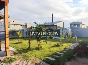 Casa · 150m² · 3 Quartos · Casa 3 quartos , 150m², próximo a praia, à venda no Jardim Campeche - Campeche, Florianópolis SC.