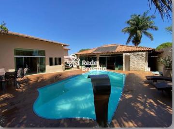 casa-a-venda-em-condominio-trecho-1-rua-1-vicente-pires-df-4-quartos · Casa à Venda em Vicente Pires, Rua 1 no Jóquei, 4 Quartos, Lote de 800m² e Lazer Completo