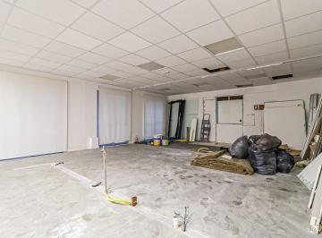 Comercial · 150m² · 3 Vagas · Sala comercial na Rua Melo Alves, N. 89 • 150 m²