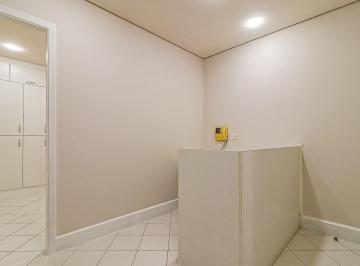 Comercial · 42m² · 1 Vaga · Sala comercial na Rua Manuel da Nóbrega, N. 354 - Sala 53 • 42 m²