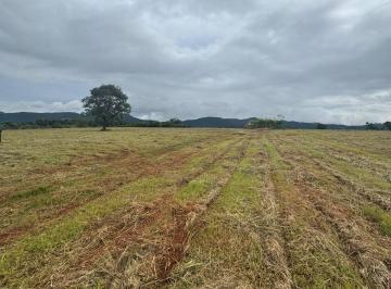 Terreno · 900m² · Vendo área em Mateus Leme/MG | Distrito de Serra Azul