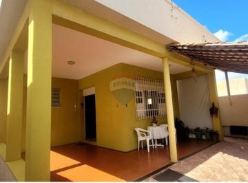 Casa · 293m² · 3 Quartos · 3 Vagas · Casa com 3 Dormitórios - Bairro Cirurgia- Aracaju