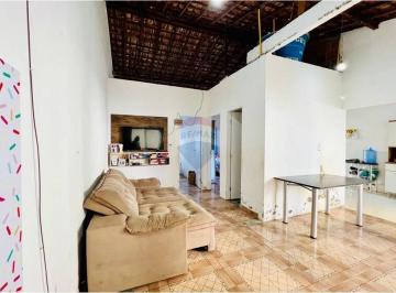 Casa · 160m² · 2 Quartos · 2 Vagas · Casa com 2 Quartos à Venda no no bairro 17 de Março - SE