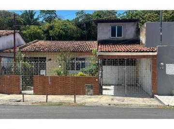 Casa · 240m² · 6 Quartos · CASA BAIRRO INDUSTRIAL