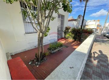 Casa · 378m² · 11 Quartos · 5 Vagas · CASA, CENTRO, 378m².  IDEAL PARA COMÉRCIO