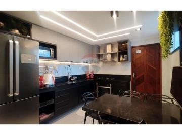 Casa · 253m² · 6 Quartos · Vende casa duplex com 300m² - Médici