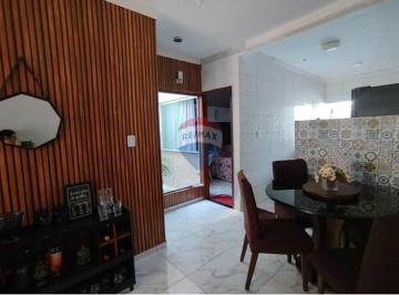 Casa · 90m² · 2 Quartos · 1 Vaga · Casa a VENDA no Nova Santa Lúcia com 2/4 e piscina!
