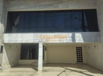 Casa · 180m² · 3 Quartos · 2 Vagas · Casa com 3 quartos - 250 m² - Residencial Planalto