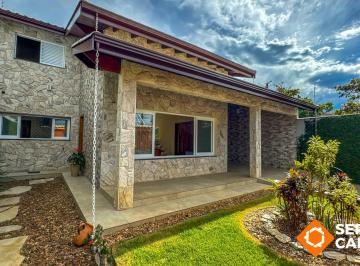 Casa · 191m² · 3 Quartos · 2 Vagas · CASA 3 QUARTOS 2 SUÍTES LOCAL NOBRE 300 M MAR ITANHAÉM