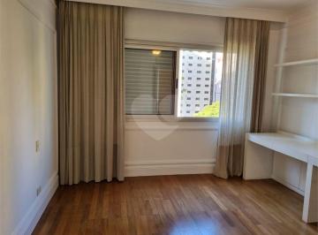 Apartamento de 3 quartos, São Paulo · Apartamento Vila Uberabinha
para venda/locação em
312,14 m² - 3 suítes - 4 vagas!