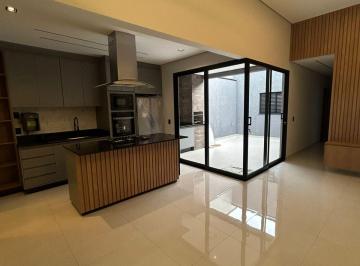 Casa de 1 quarto, Bragança Paulista · Casa térrea com 2 Suítes + 1 Dormitório no Residencial Villa Verde Bragança Pta