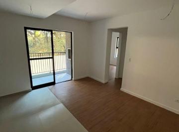 Apartamento de 2 quartos, Curitiba · APARTAMENTO AO LADO DA UNIVERSIDADE POSITIVO: 2 QUARTOS, SACADA COM CHURRASQUEIRA E VAGA!