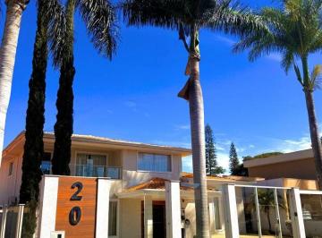 Casa de 4 quartos, Vicente Pires · Vende-se Casa de Alto Padrão | Rua 10 – Vicente Pires. R$ 2.950.000,00