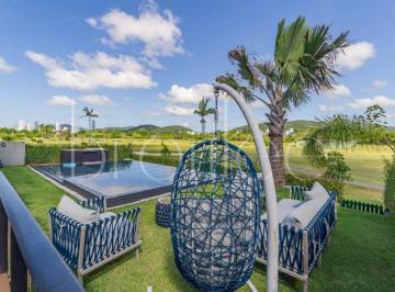 Casa de 4 quartos, Camboriú · CASA MOBILIADA NO CONDOMÍNIO RESERVA GOLF CLUB CAMBORIÚ PARA LOCAÇÃO ANUAL